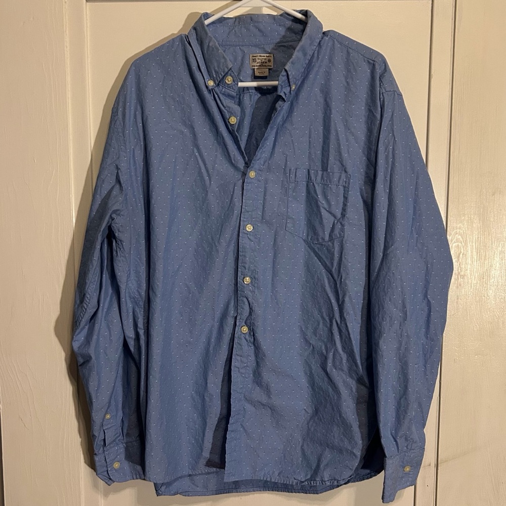 J. Crew men’s Long-sleeve Light Blue Button-down shirt size XL